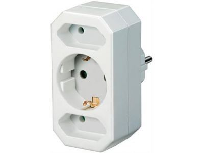 Socket outlet with 1x grounded CEE 7/4 and 2x IEC 60906-1 socket, 1xCEE 7/7 connection, pet protection Brennenstuhl white / GT-470 GT-470 201901141006